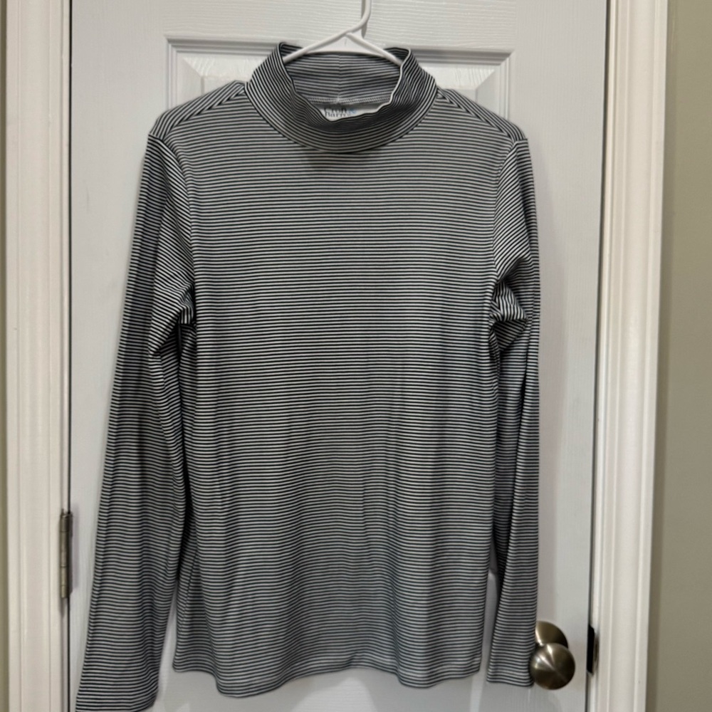 NWOT Croft & Barrow Navy Striped Turtleneck